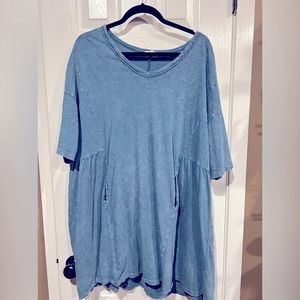 Easel Mineral Washed Blue Tunic M